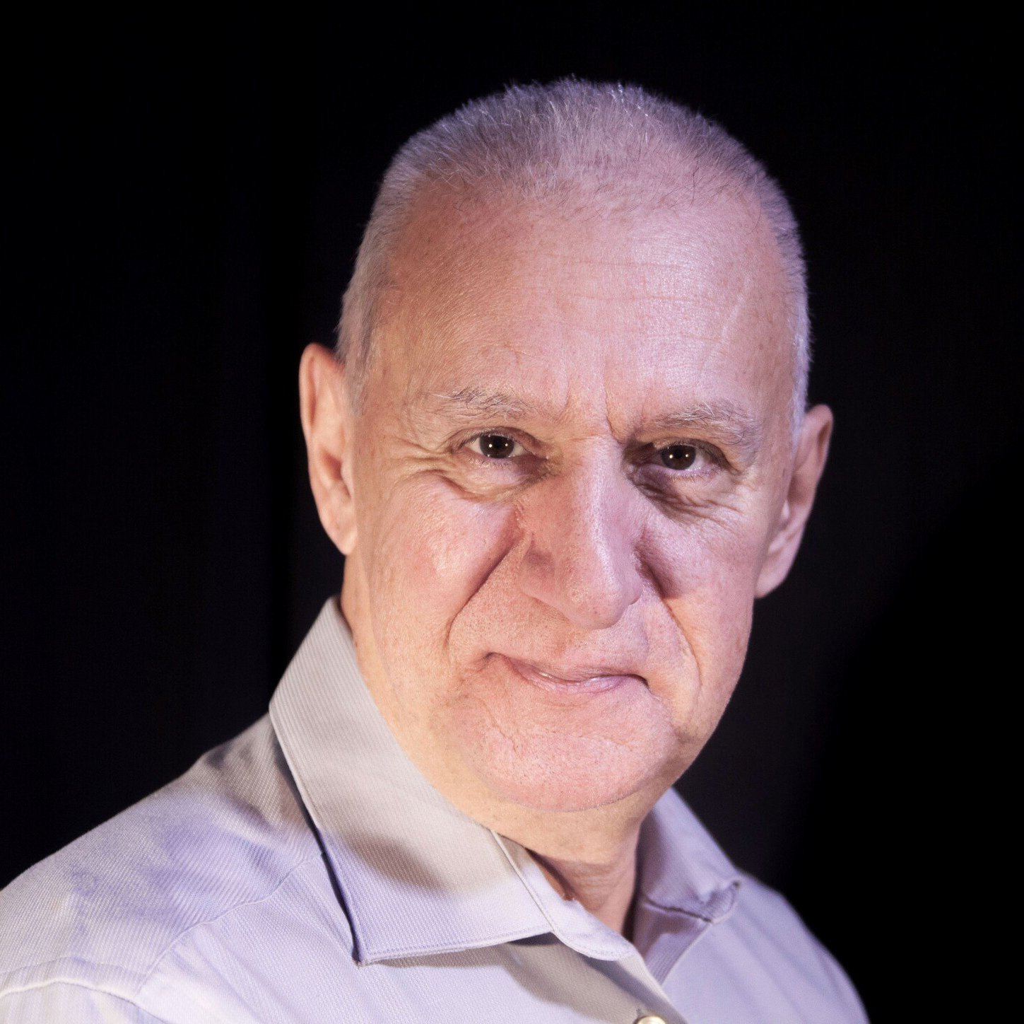 Conseil en réglementation, conseil en conformité, produits chimiques, produits chimiques interdits, conformité des FDS, conformité des étiquettes, comparaison des dangers des produits, conformité des fiches de données de sécurité, notification de nouvelles substances, identifiant unique de formulation, FDS européennes, danger physique, danger pour la santé humaine, notification au centre antipoison, PCN, portail REACH, FDS européennes, étiquettes GHS, étiquettes de produits de consommation, enregistrement de produits, notification de nouvelles substances au Canada, avis préalable à la fabrication, PMN, Notification d'utilisation nouvelle significative, SNUN, Exemption pour faible volume, LVE, Agence de protection de l'environnement, EPA, Enregistrement de nouvelles substances, Agence européenne des produits chimiques, Europe, Formation GHS