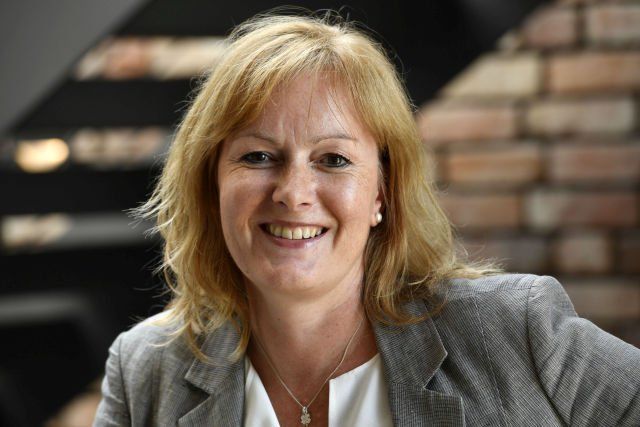 Isabelle Hansen, Europe Asia Business Services