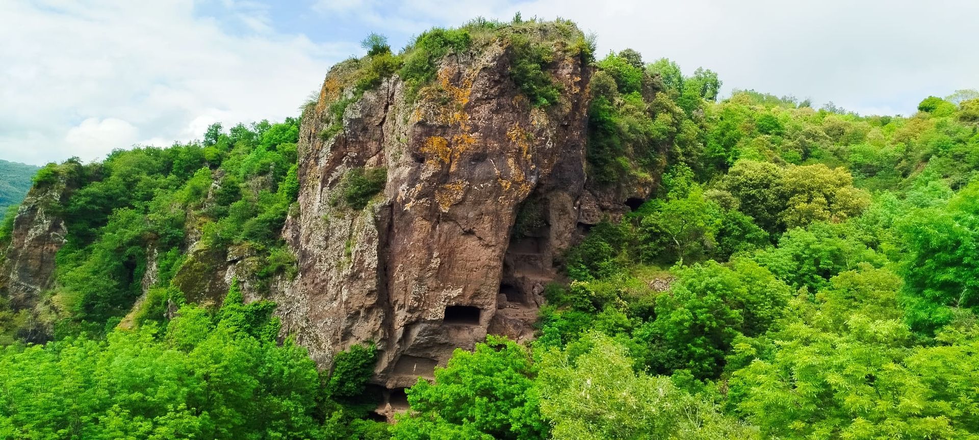 Troglodyte St-Jean le Centenier