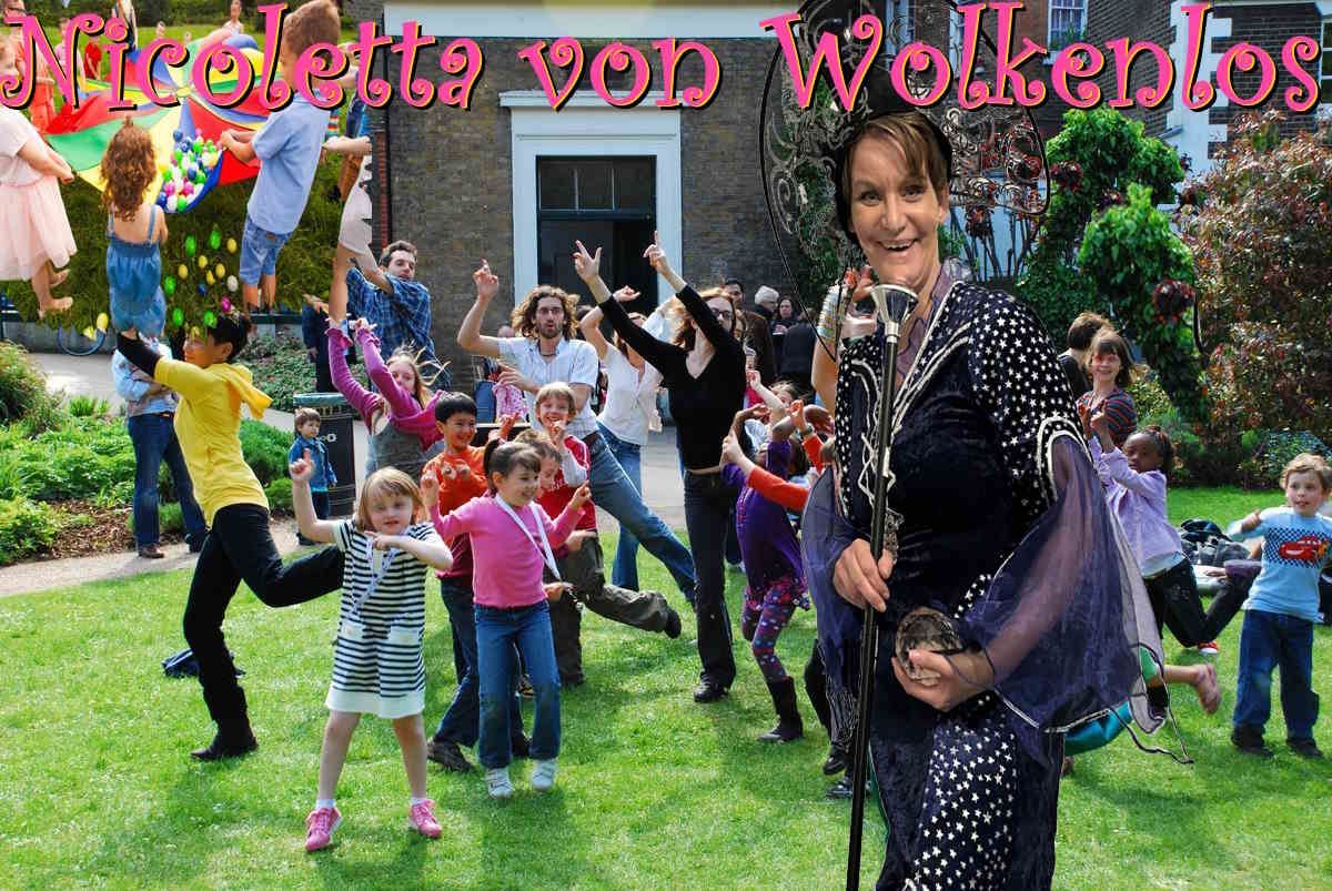 Kinderclown Düren - Geburtstag Firmen Feier Hochzeit Stadtfest mit Nicoletta von Wolkenlos - Phantas