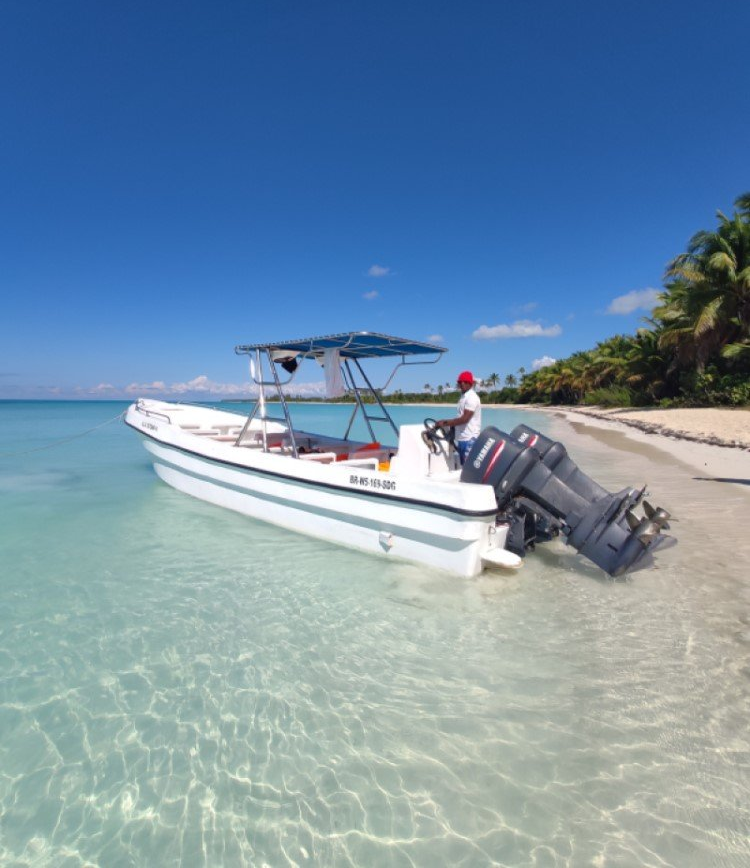 Boot am Strand