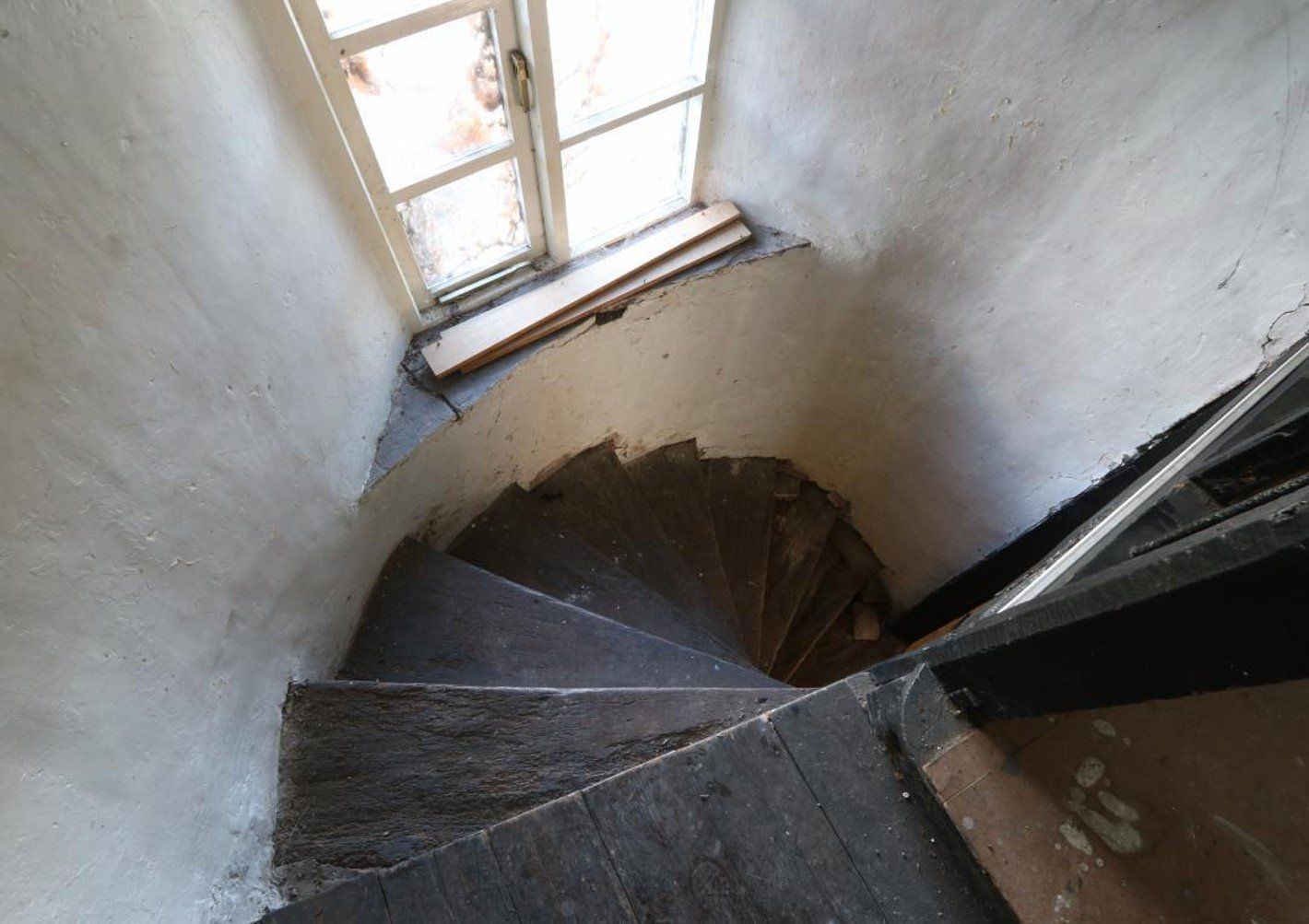 Additional staircase Additional staircase