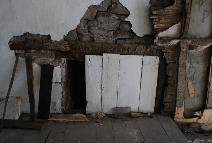 Staircase window Staircase window