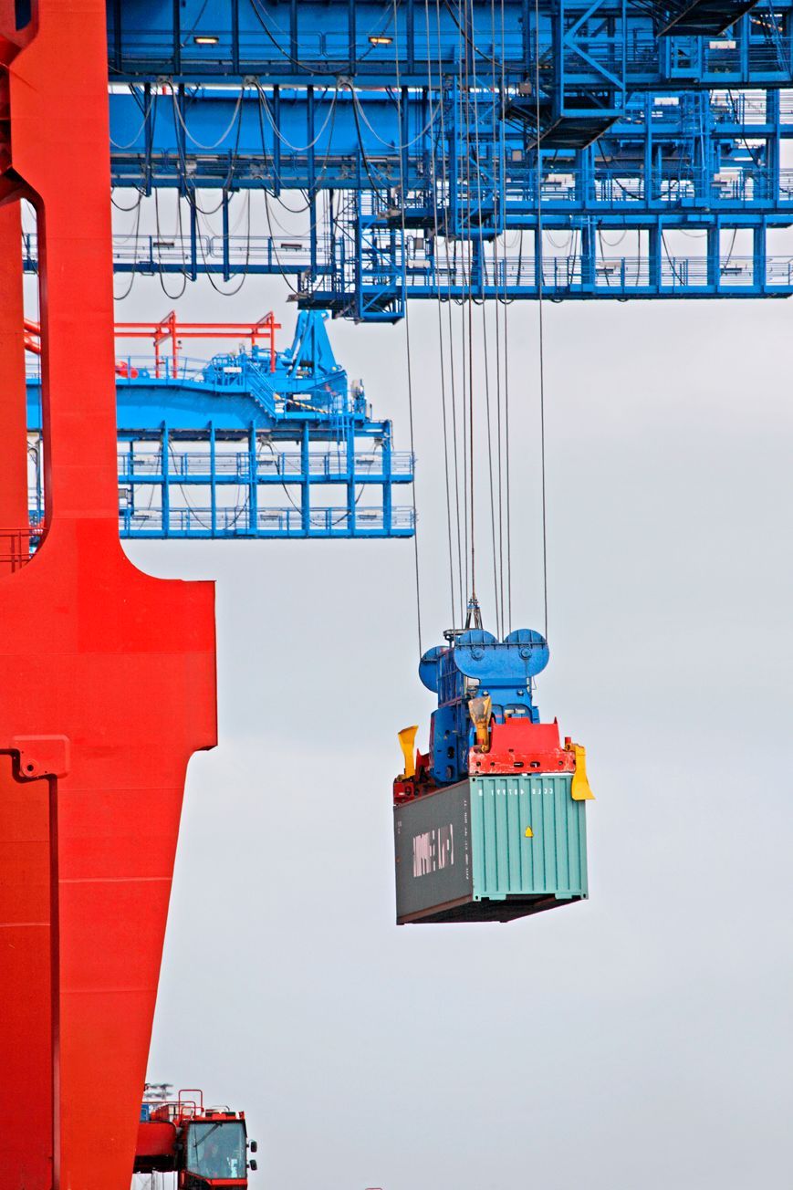Container Transport, Kran, Verladung, Hafen, Hamburg, Export, Import, Übersee, Verschiffung, Güter, Güterverkehr, Handel,Container,