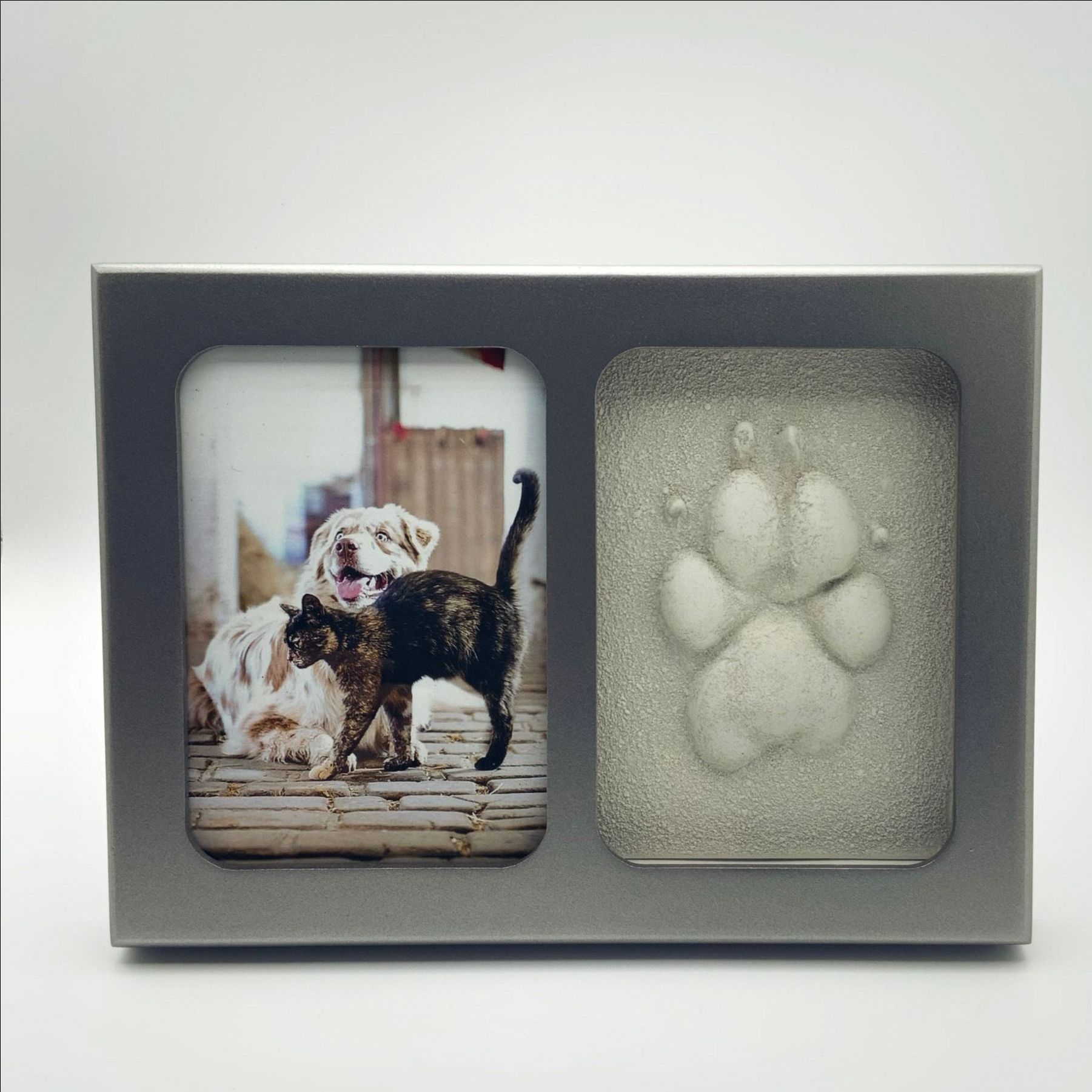 Bilderrahmen Pfotenabdruck grau