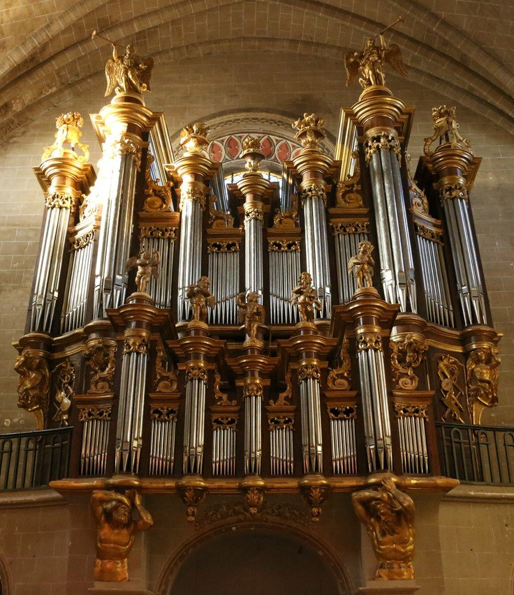 Orgue en bois doré de l'église de Cintegabelle Orgue en bois doré de l'église de Cintegabelle