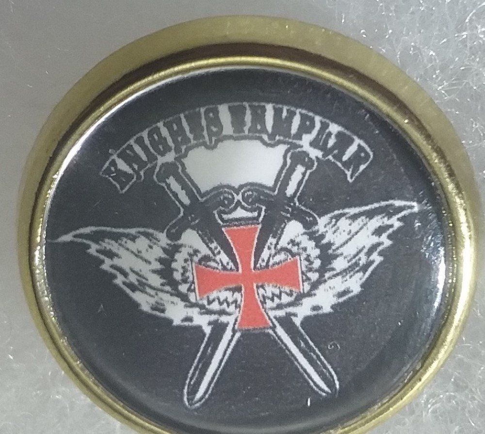 Knights Templar Cross on Black Sheild Lapel Pin