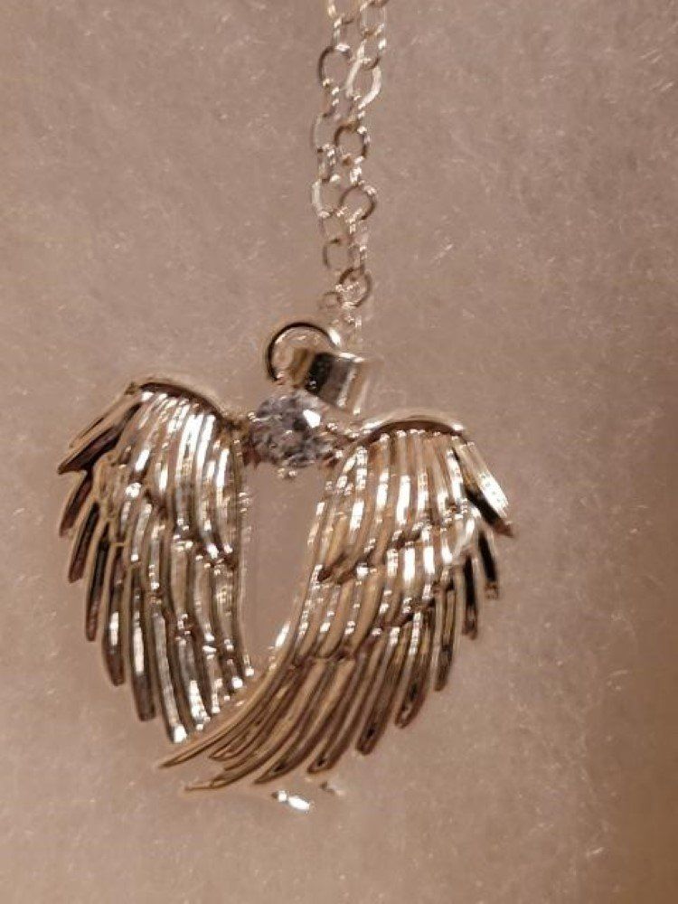 Womans Angel Wings Pendant Necklace and Gift Box