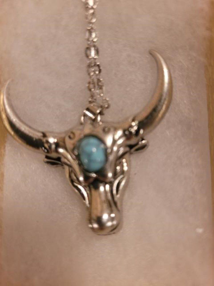 Unisex Taurus Bull Pendant Necklace Jewelry