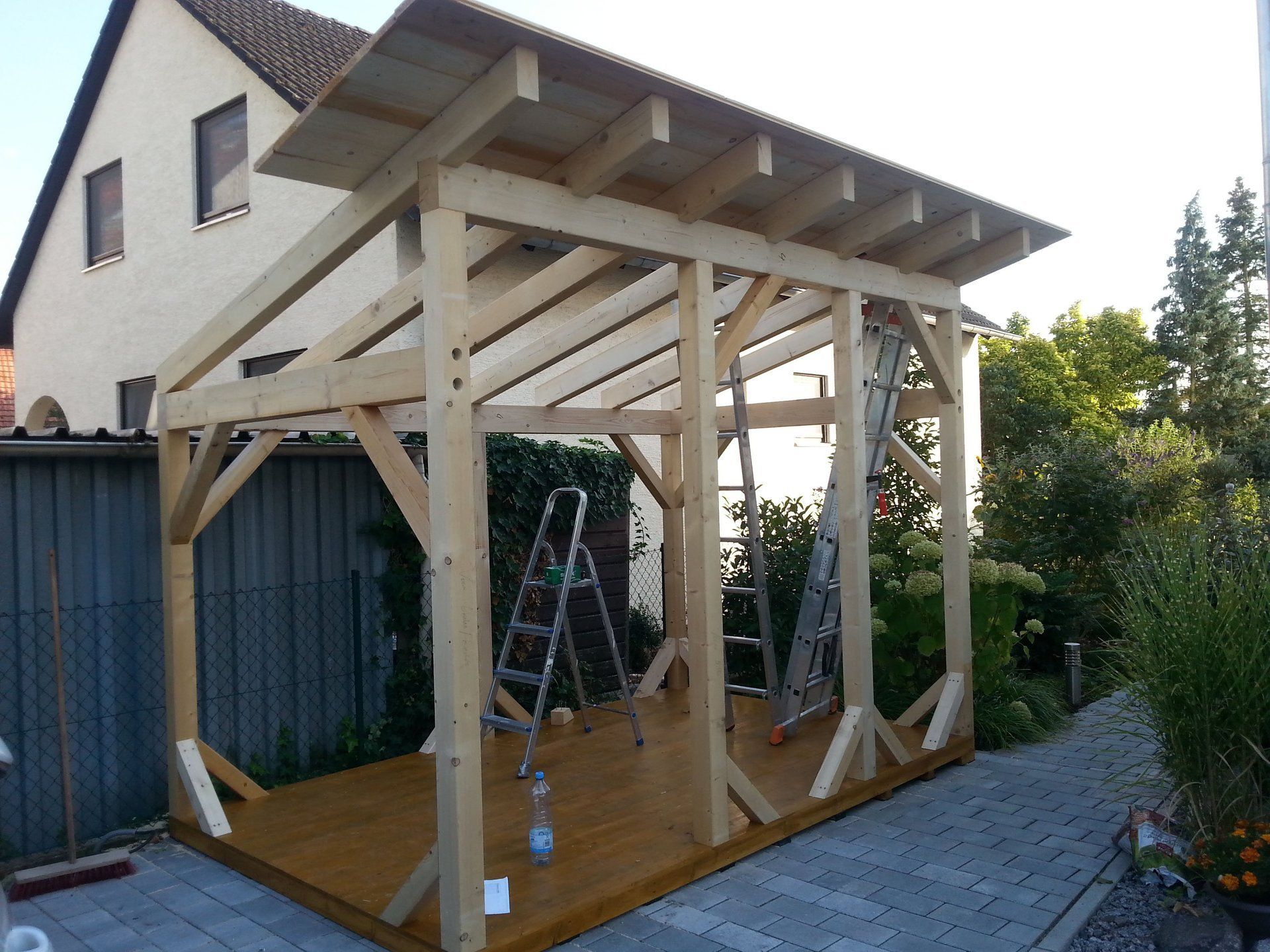 Ausbau Rahmen für Gartenhütte