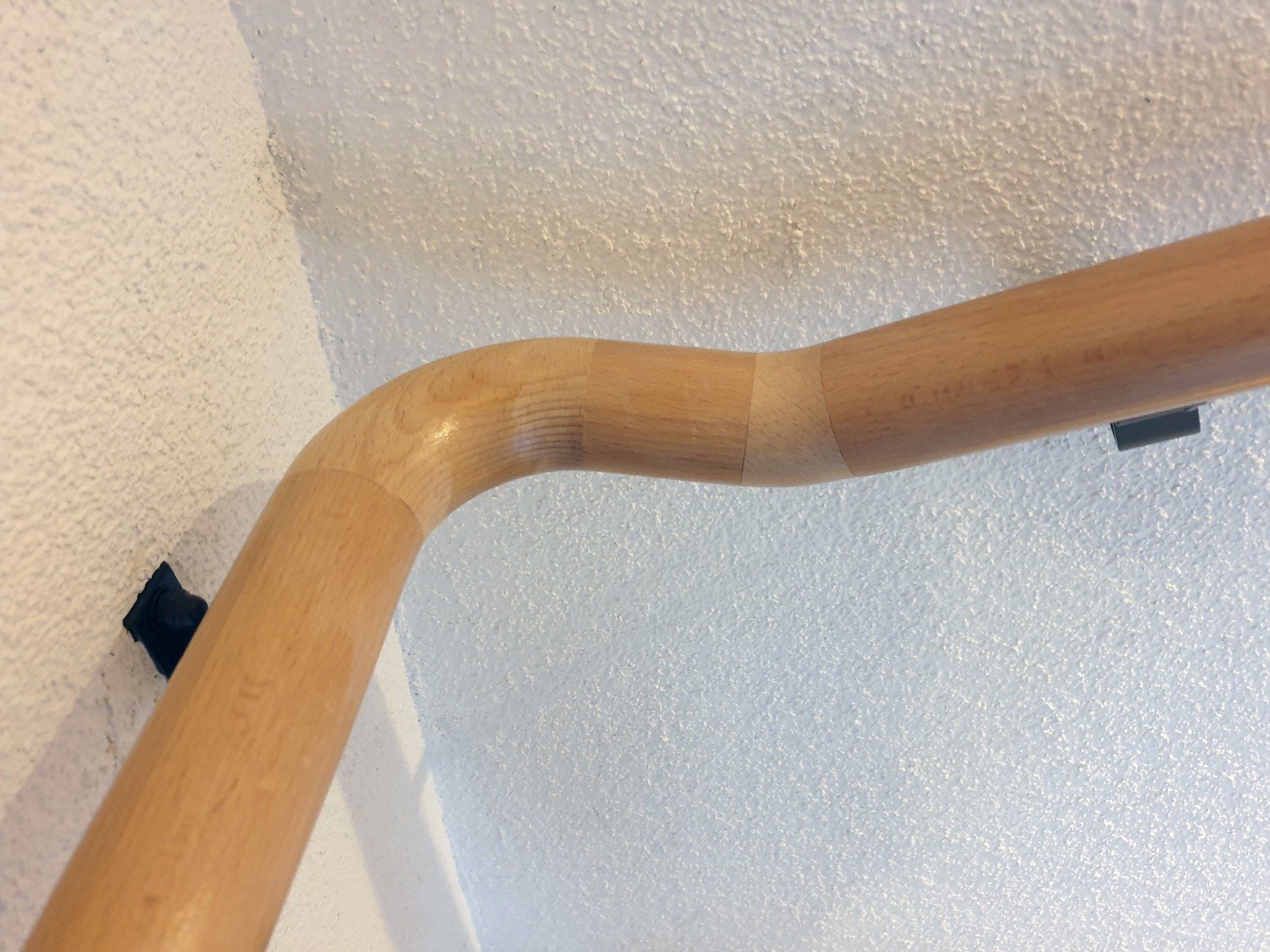 Geländerhandlauf durchgängig