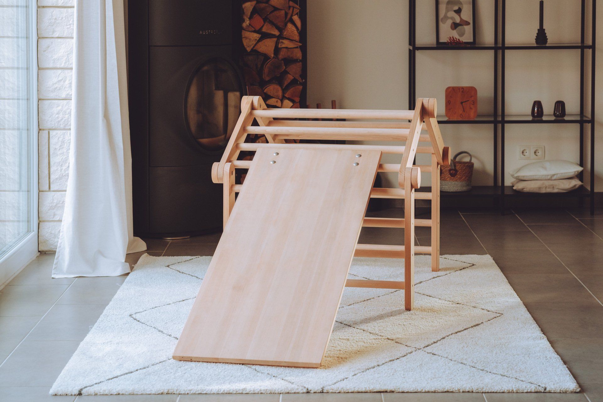 Kletterdreieck Flex aus Massivholz Buche