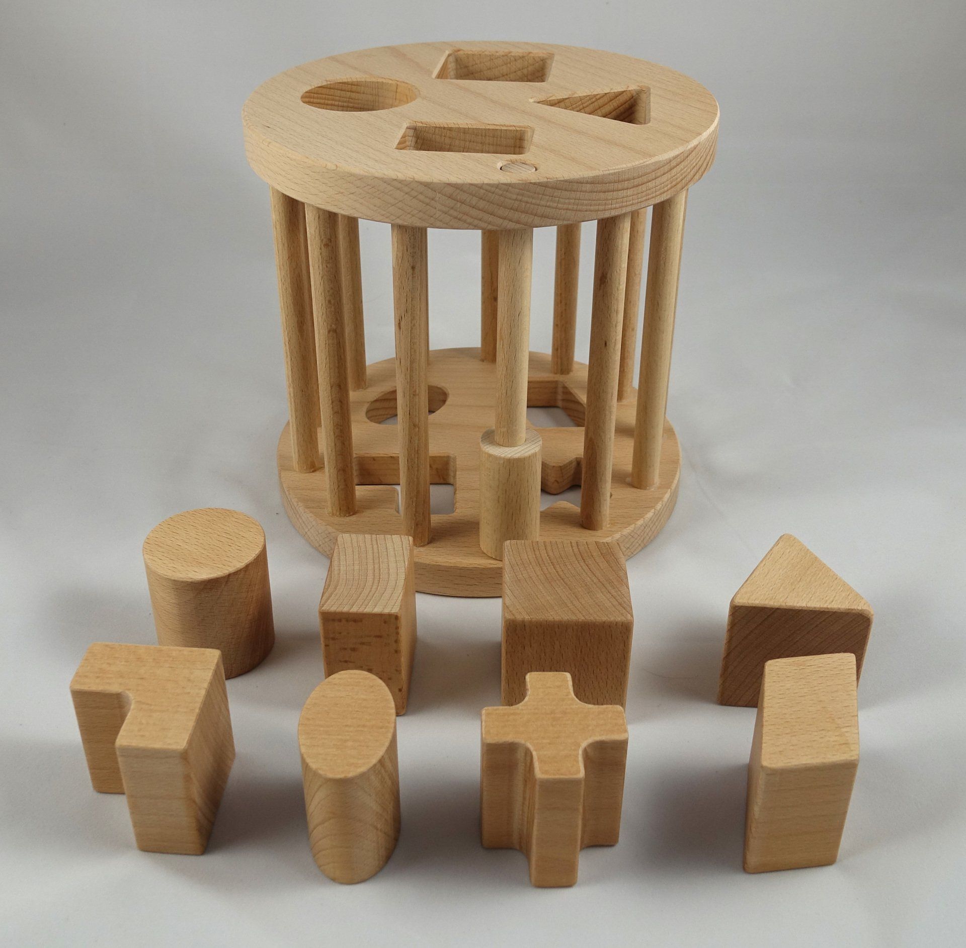 Eine Spielrolle für Kleinkinder aus Holz