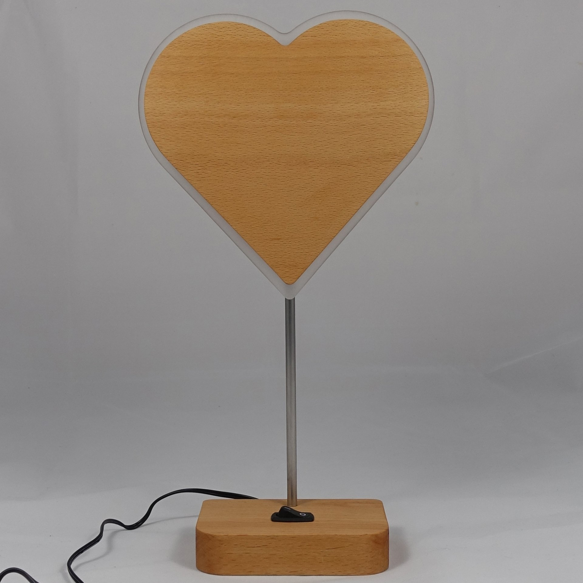 Herzlampe aus Massivholz