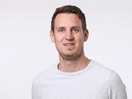 Christoph Hakenberg, Advigon Versicherung AG