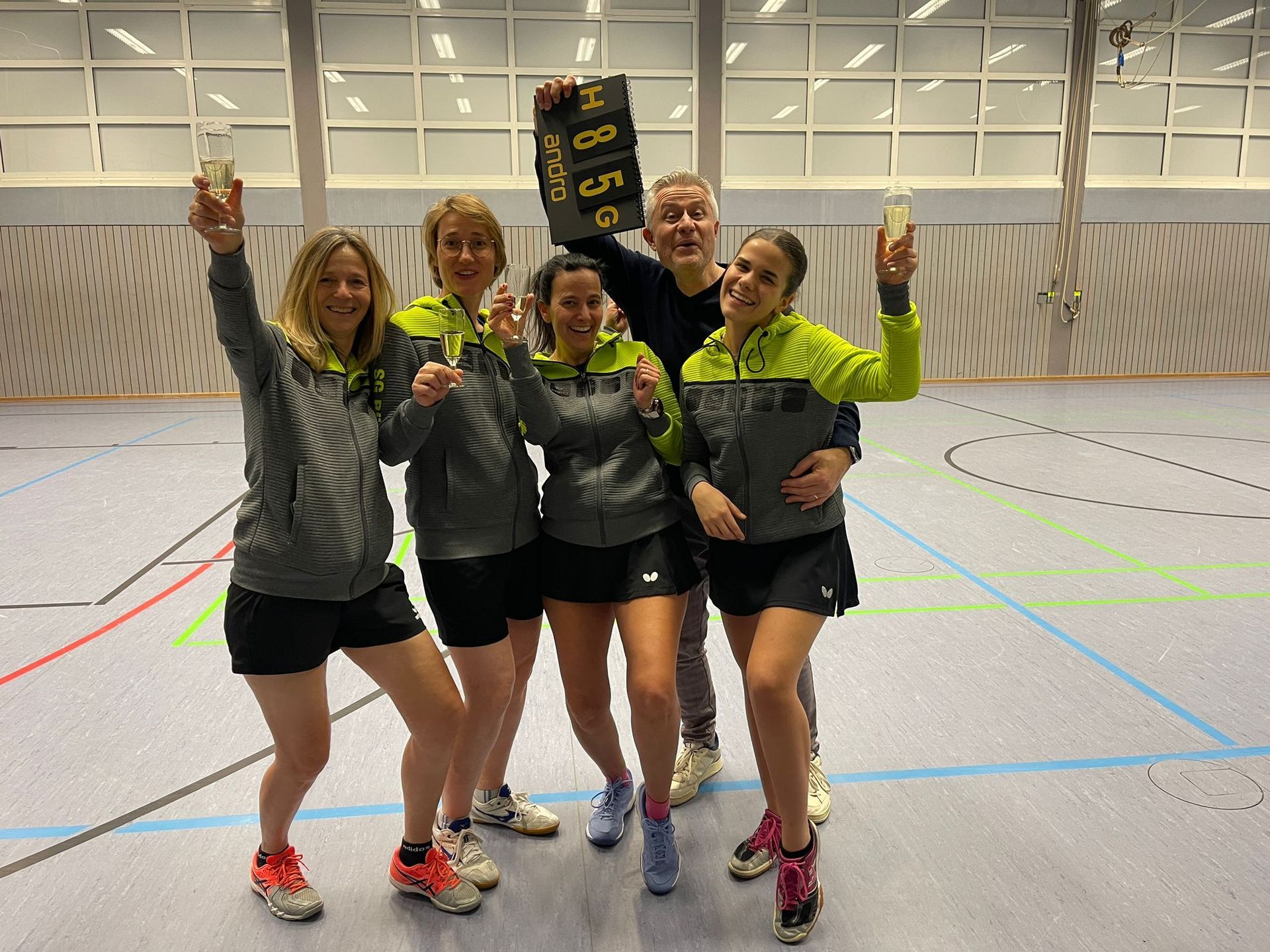 Siegerbild vom Spiel gegen Käfettal