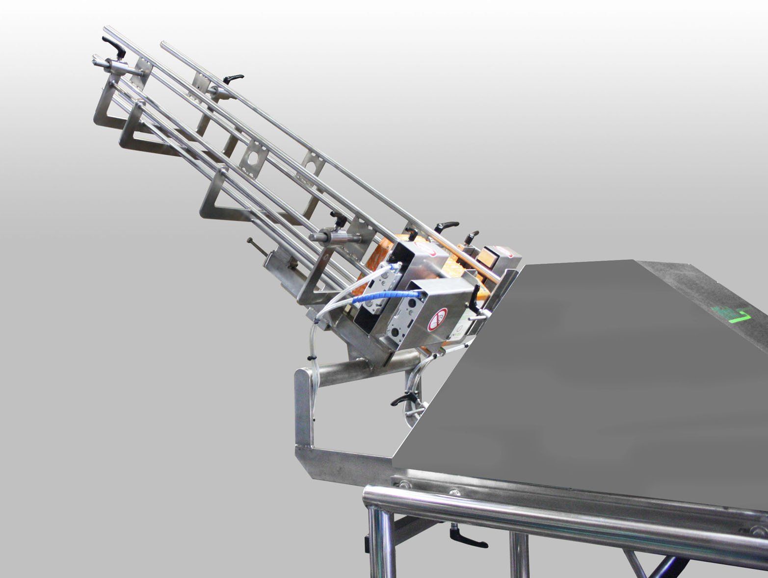 Schalenspender / tray denester