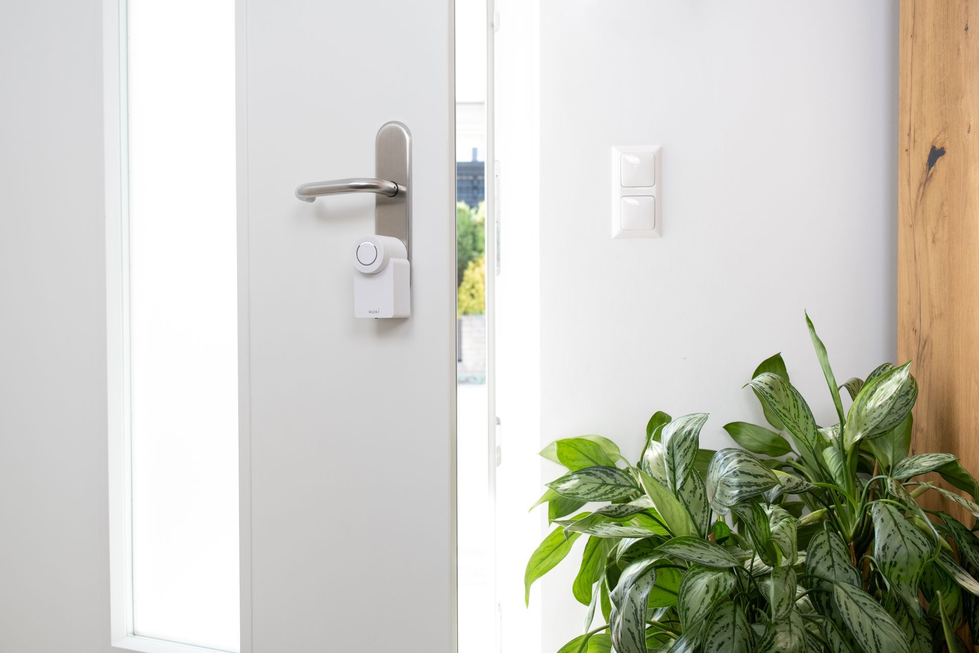 NUKI SMART LOCK 3.0 NUKI SMART LOCK 3.0