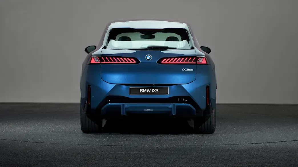 BMW IX3 nach Mallorca überführen