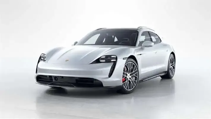 Porsche Tycan umweltfreundlich von Augsburg nach Mallorca überführen