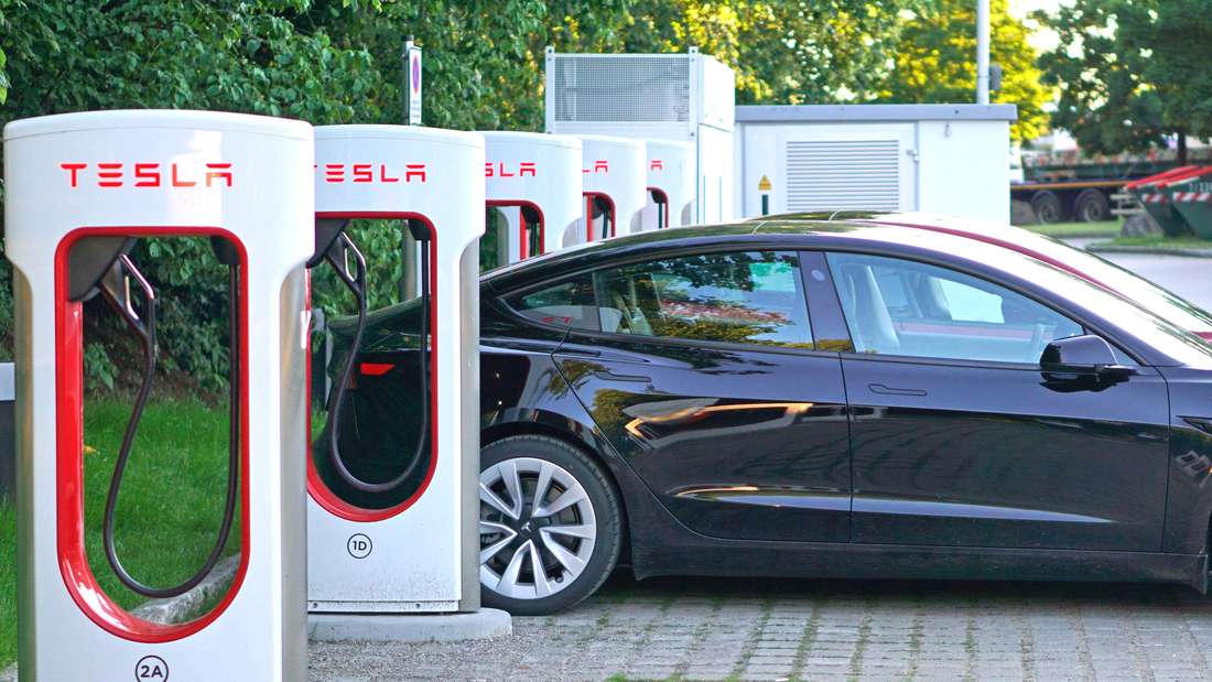 Tesla Ladestationen Supercharger
