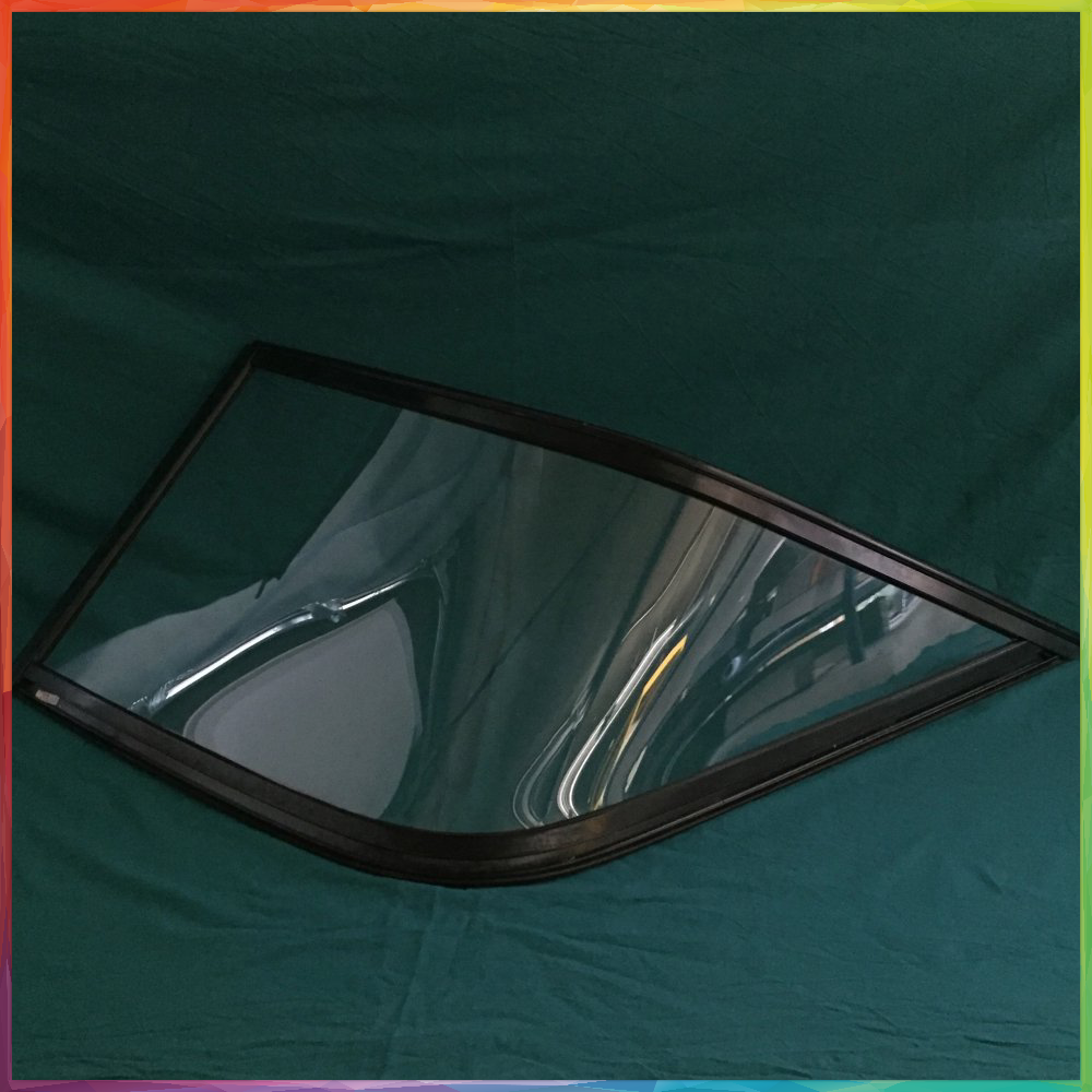 pare-brise de bateau formé à chaud