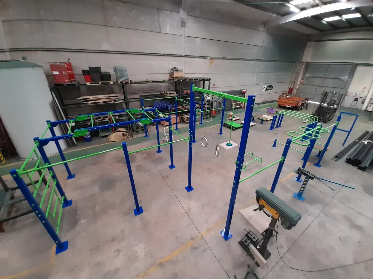 fabricación de parque de calistenia