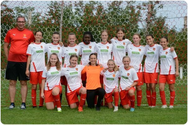 Bild der D-Juniorinnen 2021 folgt Fußball Verein für Mädchen