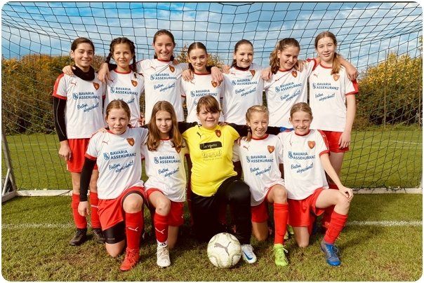 Bild der C-Juniorinnen 2021 folgt Fußball Verein für Mädchen