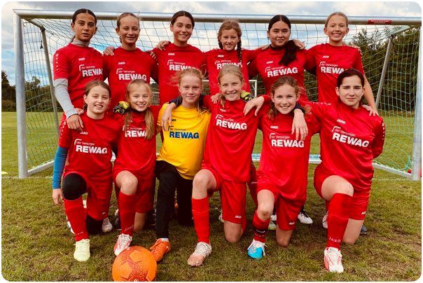 Bild der C-Juniorinnen 2021 folgt Fußball Verein für Mädchen
