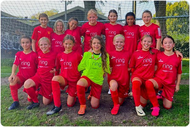 Bild der D-Juniorinnen 2021 folgt Fußball Verein für Mädchen