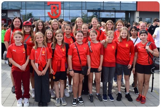 Bild der B-Juniorinnen 2021 folgt Fußball Verein für Mädchen