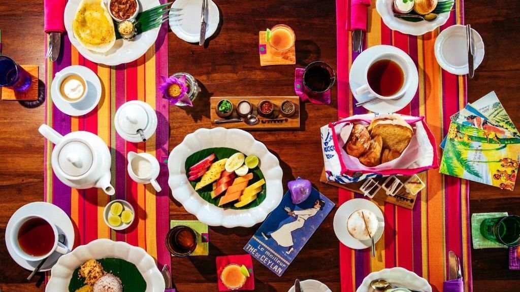 Underneath the Mango Tree Dickwela