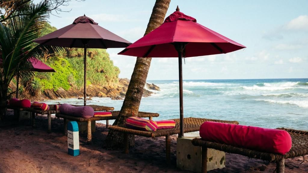 Underneath the Mango Tree Dickwela