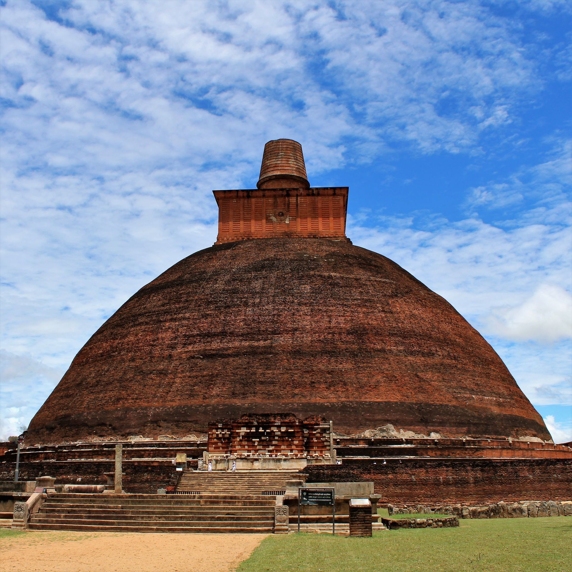 Anuradhapura _SriLanka-Explorer