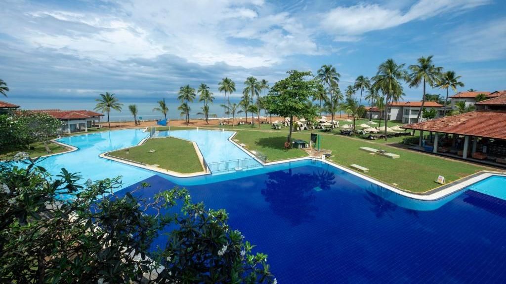 Club Dolphin Waikkal Der Pool im Club Dolphin in Waikkal Sri Lanka ideal für Familien