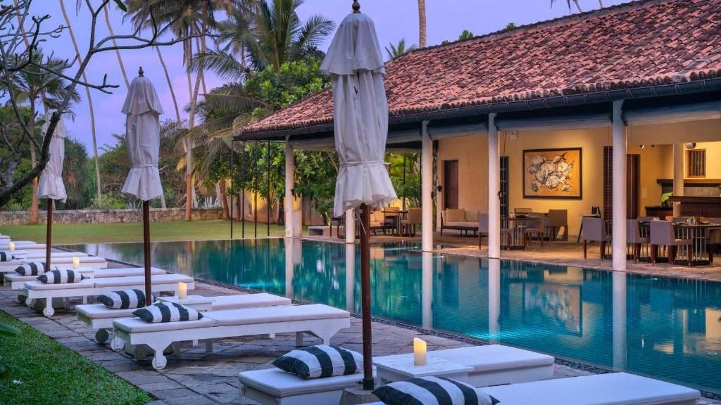 Taru Villas The Long House Bentota Blick auf den Pool der Taru Villas in Bentota