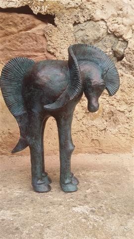 Cheval patine Bronze Ref: 893 Dim: 34 x30 Prix : 320 €