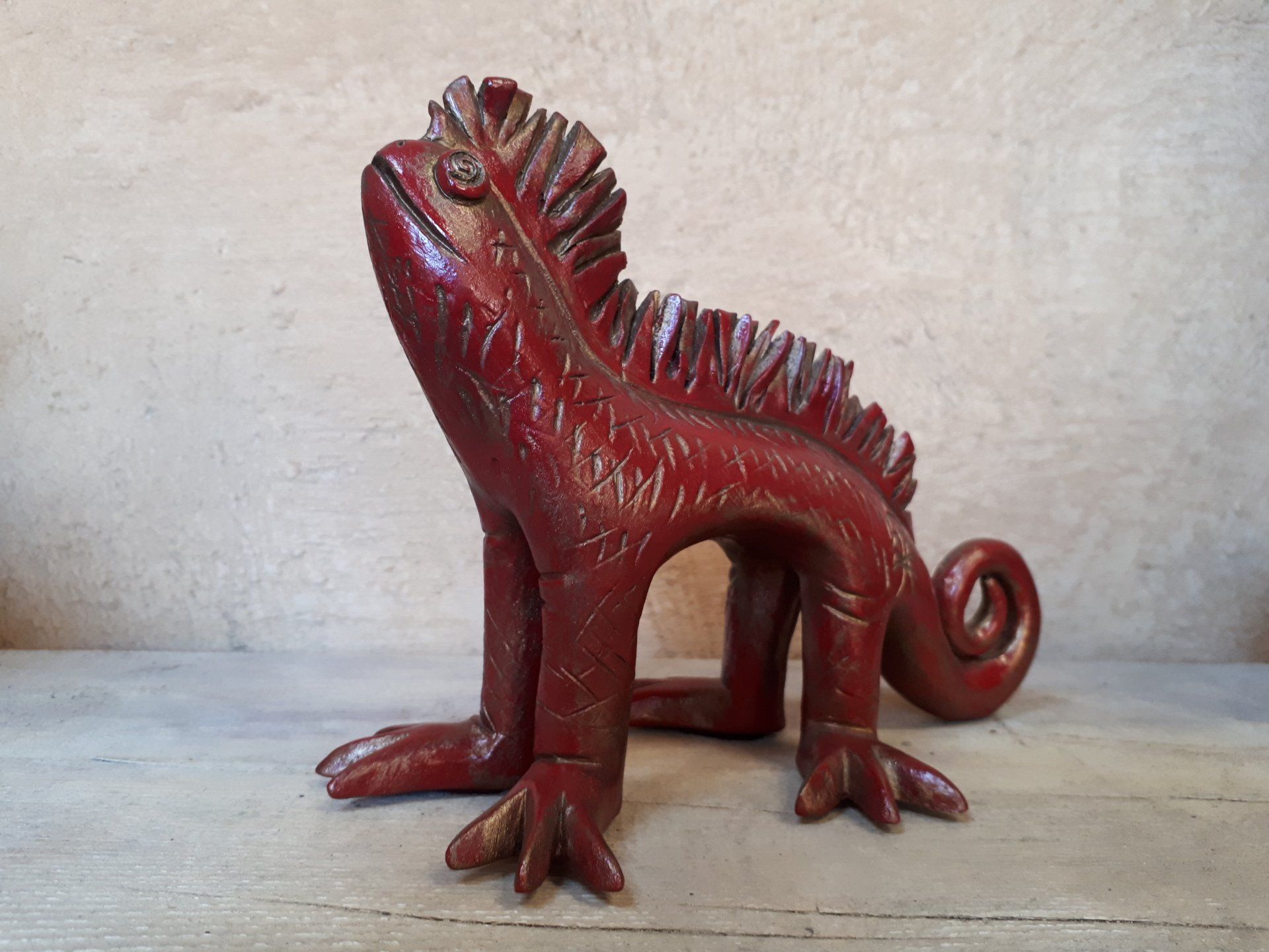 Lézard Terre Patinée Réf : 472 Dim : 23 x 16cm Prix : 70 €