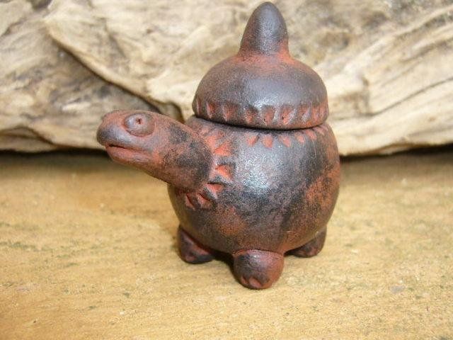 Tortue Boîte à Secrets Patine noire et ocre