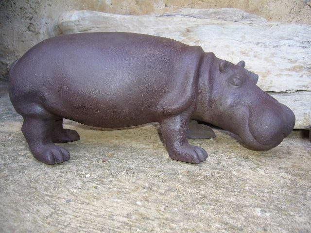 Hippopotame Hippopotamus Sculpture terre cuite  céramique grès noir