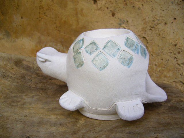 Tortue Parfumante Faïence Blanche Emaux de Pastels