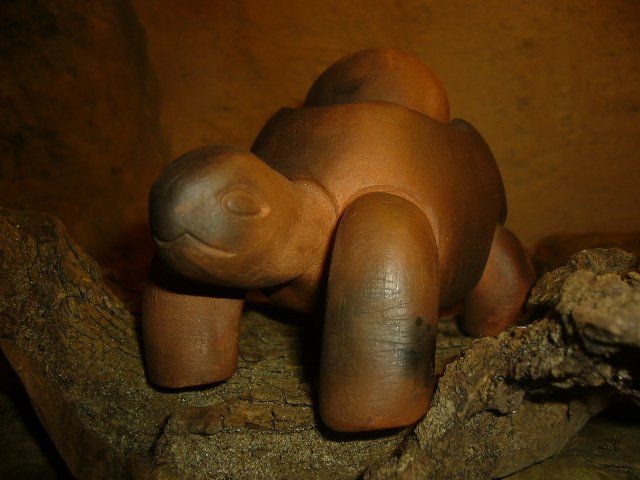 Tortue terre céramique enfumée cirée