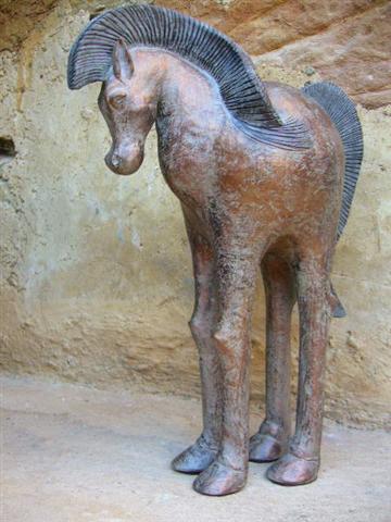 Cheval : Céramique patinée cuivre/ ébène