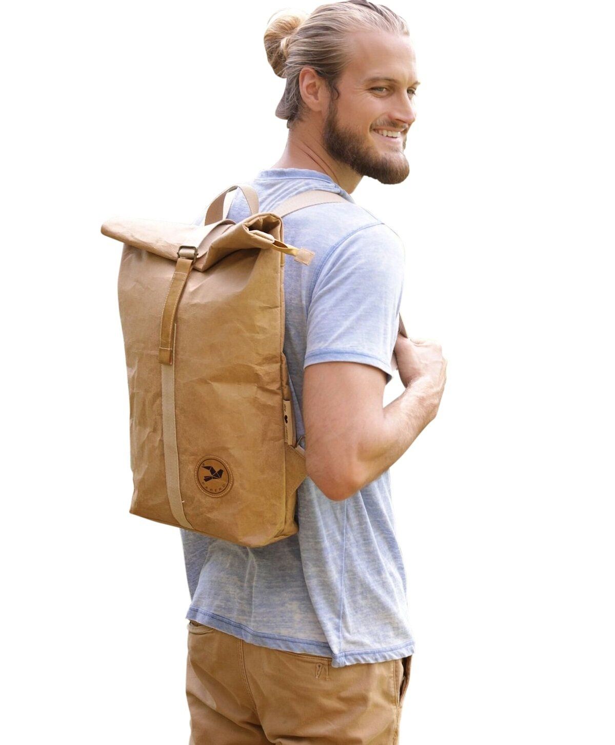 Rolltop Rucksack aus Papier nachhaltig Greenrebel