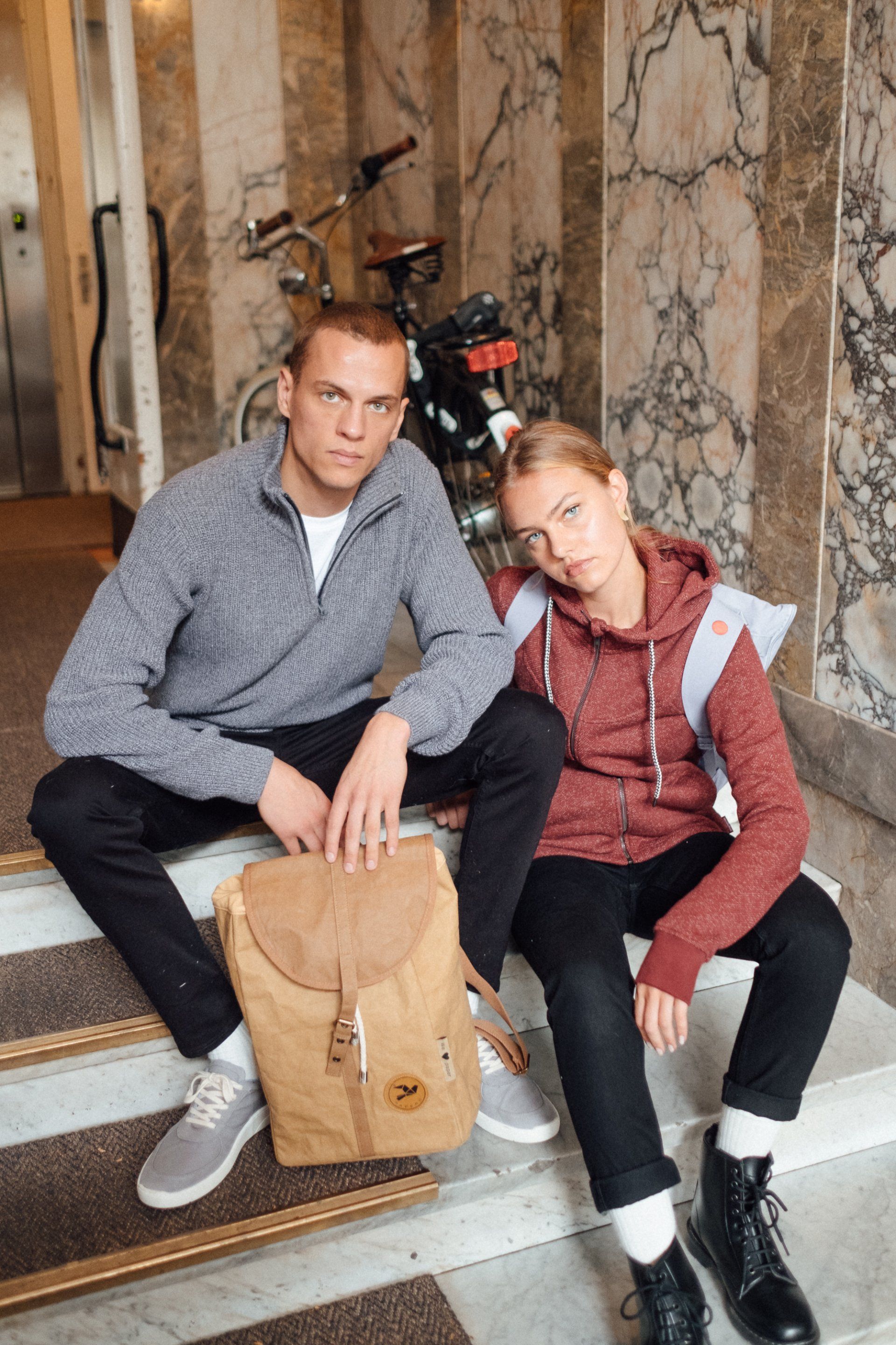 Rolltop Rucksack aus Papier nachhaltig Greenrebel