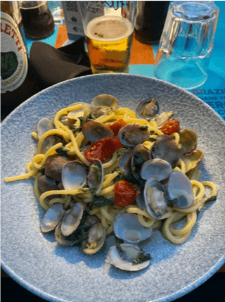 Muscheln essen bei Palermo