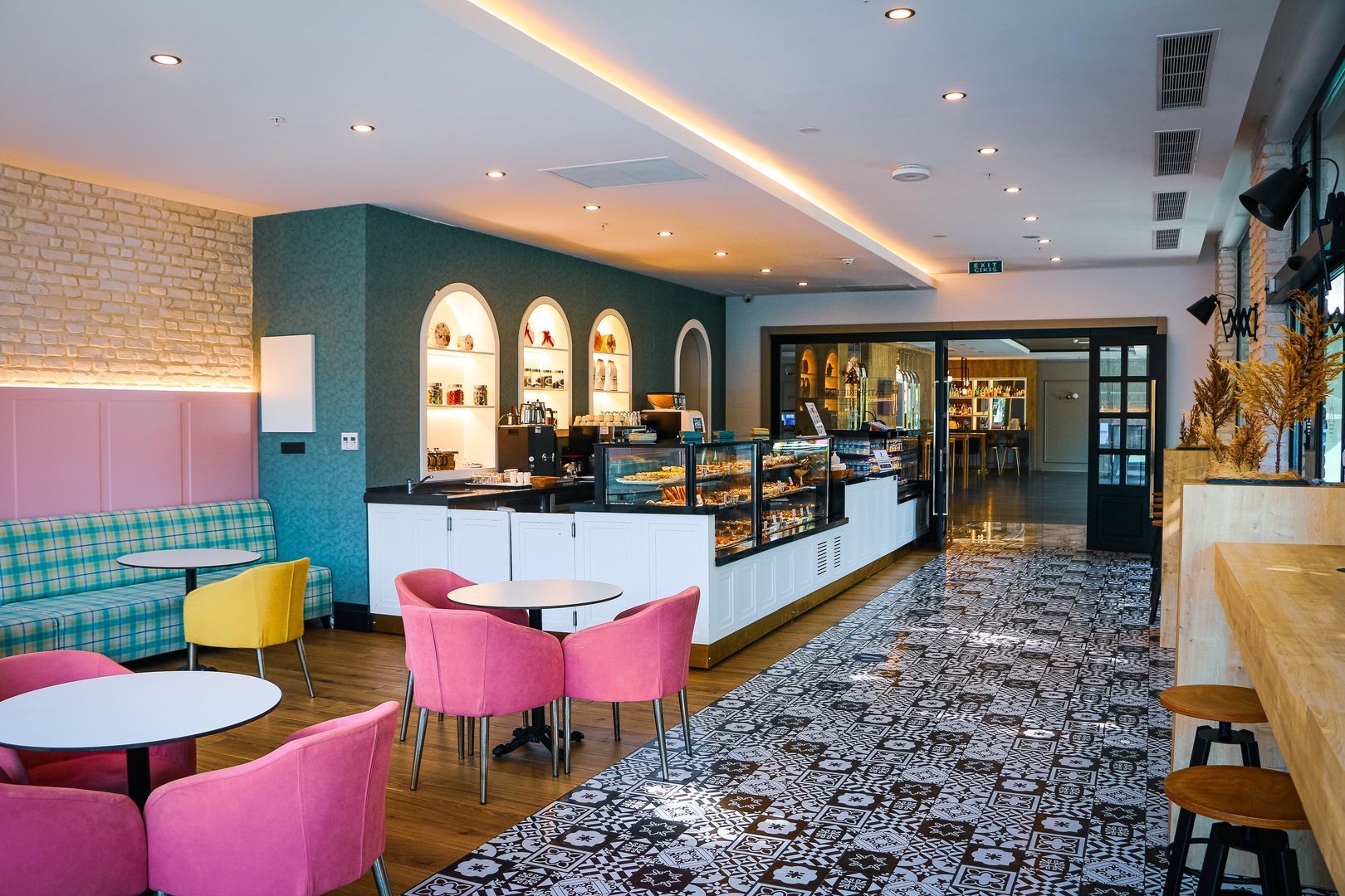 Sailors Beach Club Restaurant