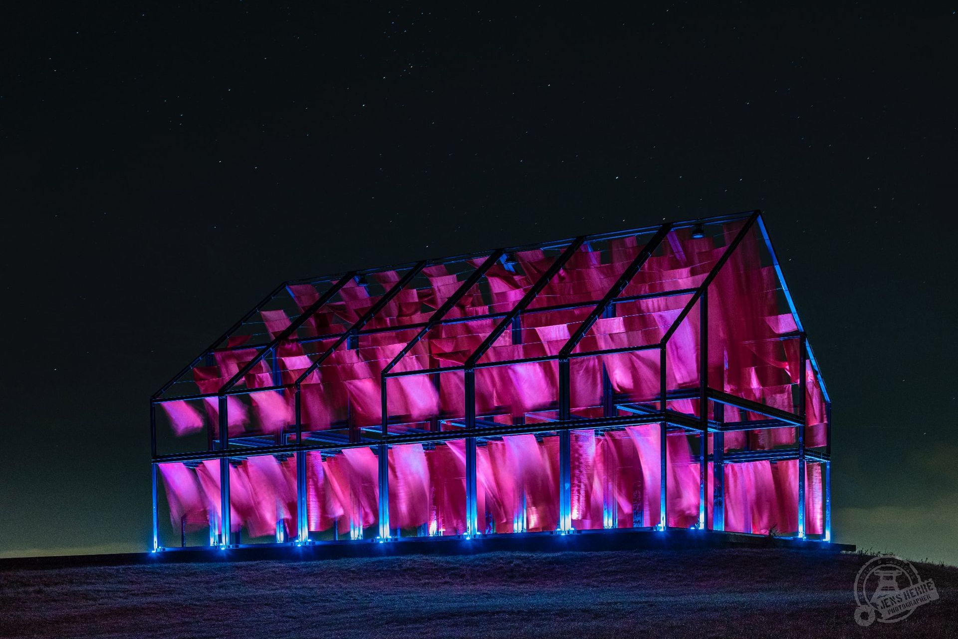 Nachtfotografie der Installation