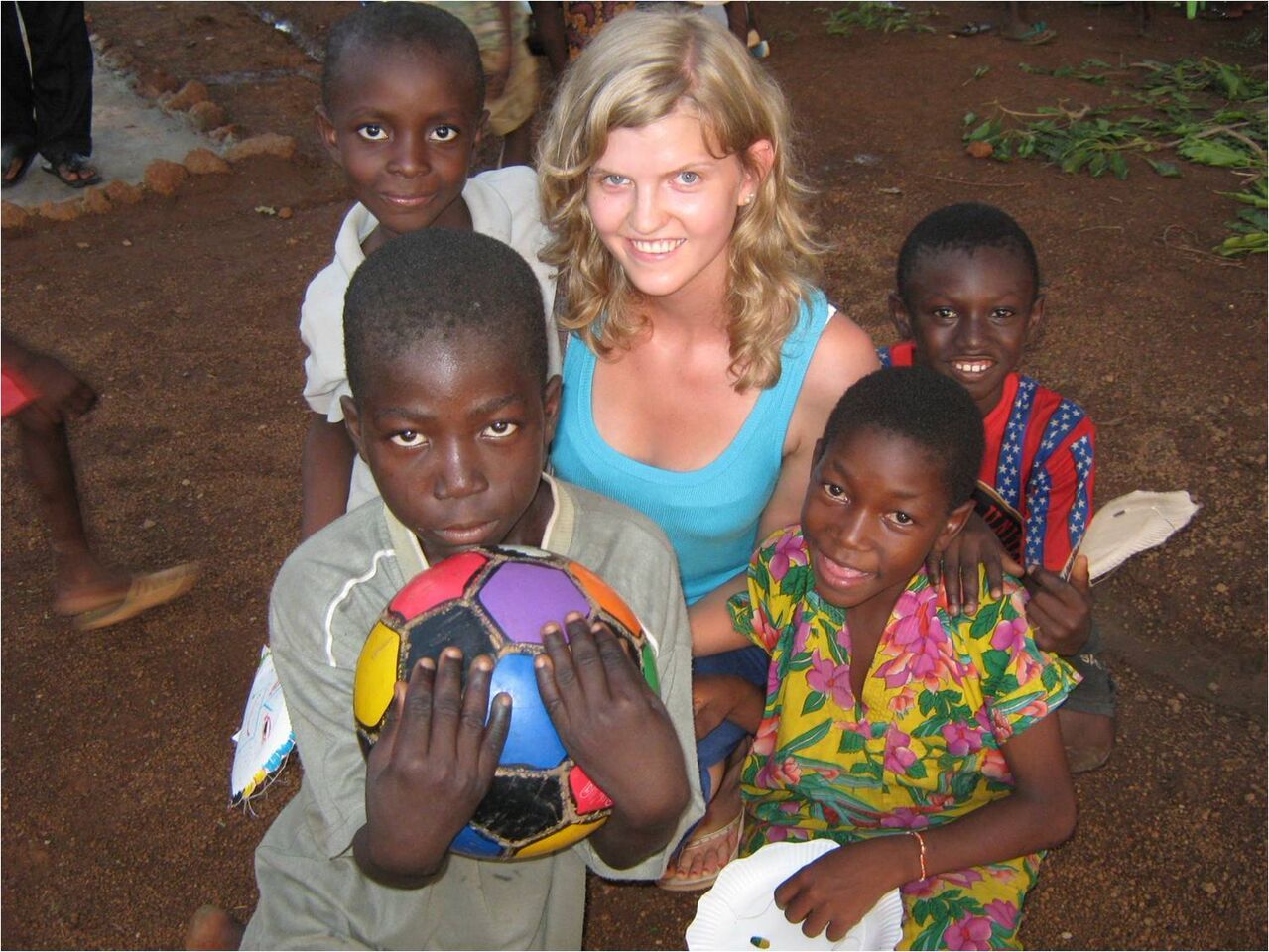 Jennifer Kamm 2010 in Ghana Afrika, Entwicklungshilfe, Waisenhaus, Praktikum, Freiwillige, Freiwilligendienst, Ghana, Nasia, Grundschule, soziales Projekt, Hilfe für Afrika, Sozialpädagoge, Förderverein, Auslandsjahr, Praktikum in Afrika, Abenteuer, soziales Engagement, Spenden sammeln